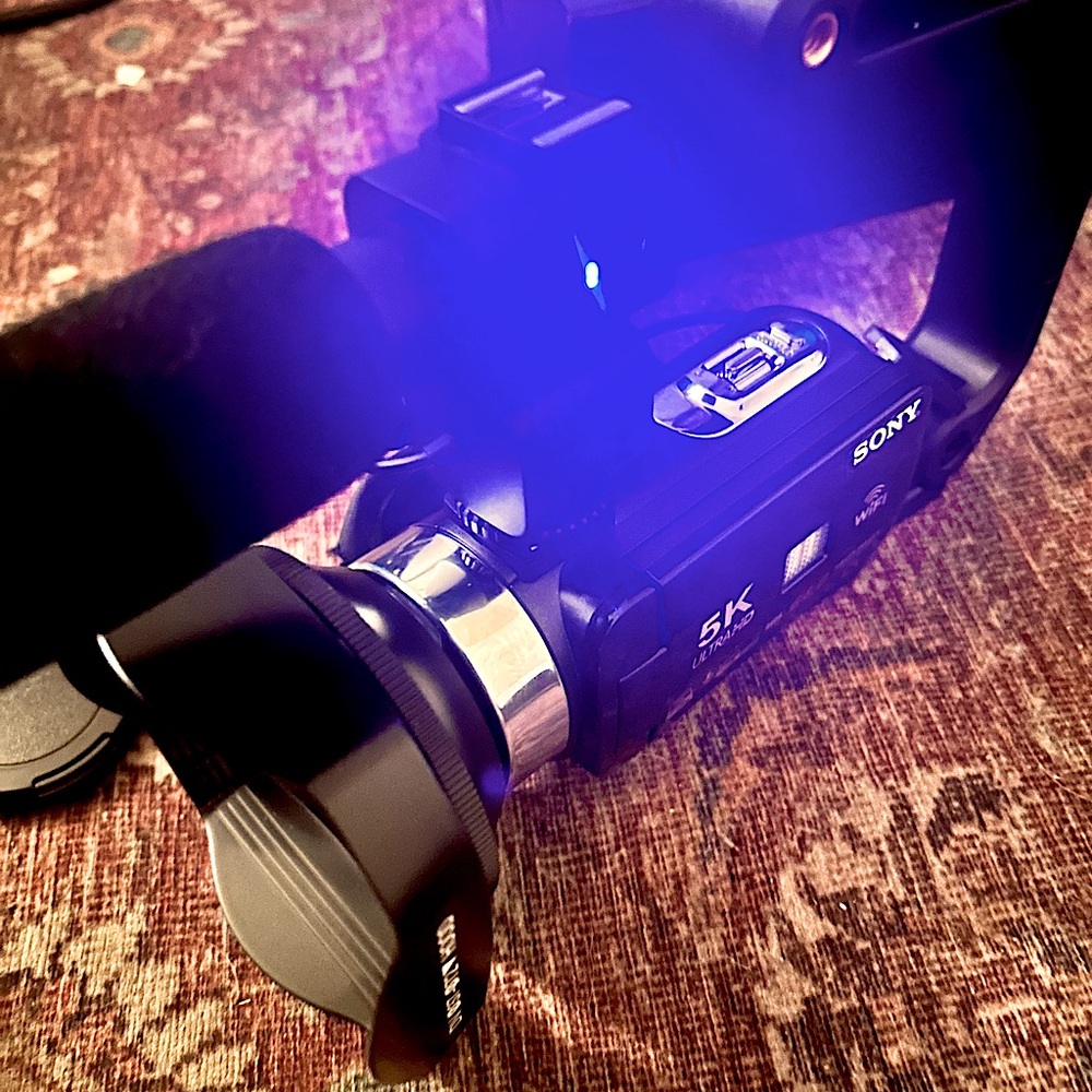 Sony 5kHD ultra Wide 64.0 megapixel WiFi VX 9000 6ccd professional grade